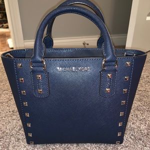 Brand new Michael Kors cross body purse